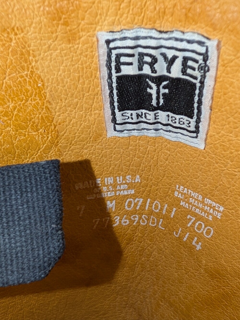 FRYE Campus Horse stitching Boots Size 7 Women's - Picture 12 of 16